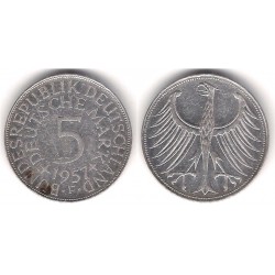 (112.1) Alemania. 1957(F). 5 Mark (MBC-) (Plata)